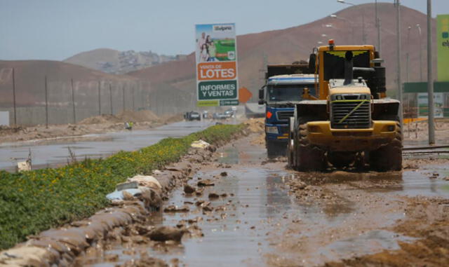 Desborde del río Chilca bloquea el acceso a Pucusana | VIDEO