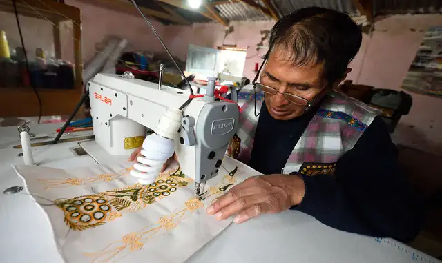 Los secretos de los bordadores del Valle del Colca Los secretos de los bordadores del Valle del Colca