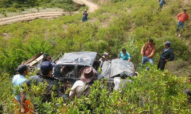 Piura: Camioneta cayó a abismo y muere una persona en Huarmaca