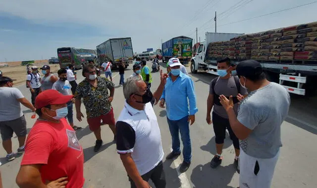 Lambayeque camioneros paro bloqueo