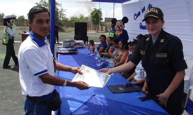 Policía realizó la clausura de las vacaciones útiles de la comisaría de Atusparia 