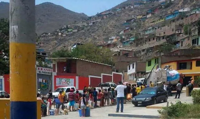 Lima: varios distritos de la capital padecen por falta de agua potable