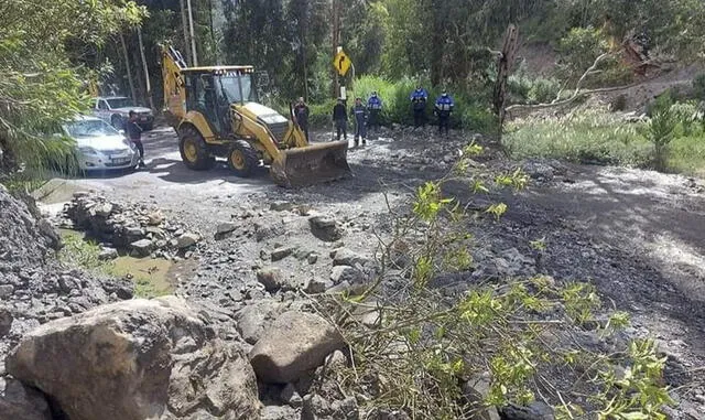 Áncash lluvias deslizamientos derrumbes maquinaria