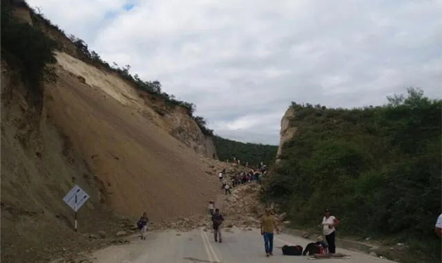 Reportan derrumbe de grandes magnitudes en Cajamarca 