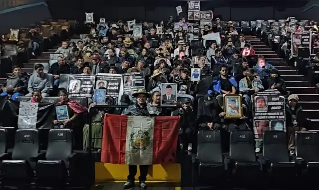  Familiares de las víctimas reunidos el sábado 9 de agosto de 2025. En Juliaca. Crédito: Mariano Agudo.    