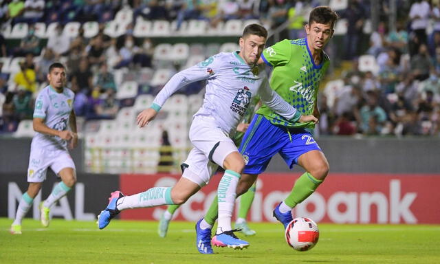 Santiago Ormeño entró en el inicio del segundo tiempo ante la escuadra de la MLS. Foto: Club León.