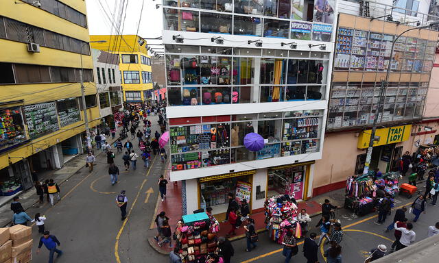 Municipalidad de Lima intervino almacenes informales de Mesa Redonda [FOTOS]