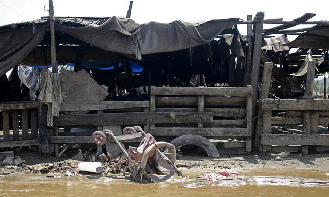 Ayuda a damnificados por el desborde del río Chillón| FOTOS