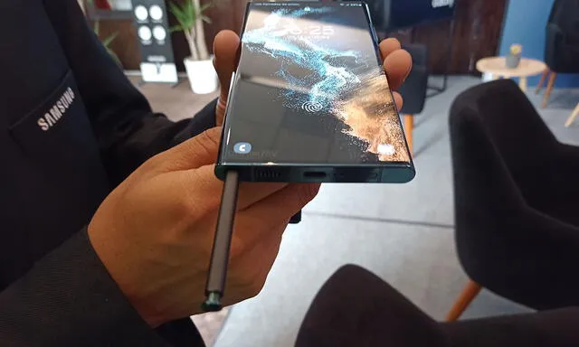 Samsung Galaxy S22 Ultra y el S-Pen