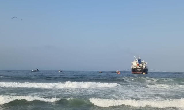 OEFA y la Marina de Guerra supervisaron la zona. Foto: Dirección de Capitanías y Guardacostas del Perú / Twitter