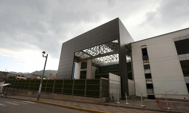 Cusco: convocan a constructoras para concluir hospital de Antonio Lorena