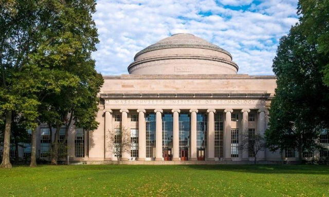 El Instituto Tecnológico de Massachusetts (MIT) es una destacada institución académica y de investigación conocida mundialmente por su excelencia en ciencia, tecnología e innovación. Foto: EFE   