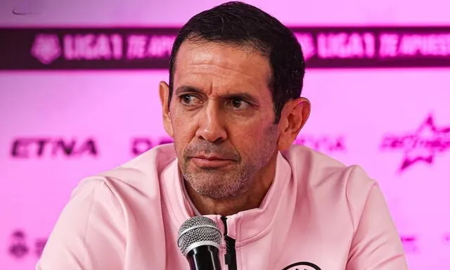 Arturo Reyes, técnico de Sport Boys, no logra contener la crisis disciplinaria que deja al equipo con constantes expulsiones y resultados adversos en la Liga 1. Foto: Sport Boys
