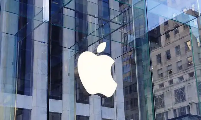 Trump exhorta a Apple a que fabrique sus iPhones en Estados Unidos