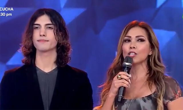 Lucecita junto a su hijo Mateo Ríos. Foto: captura de América TV 