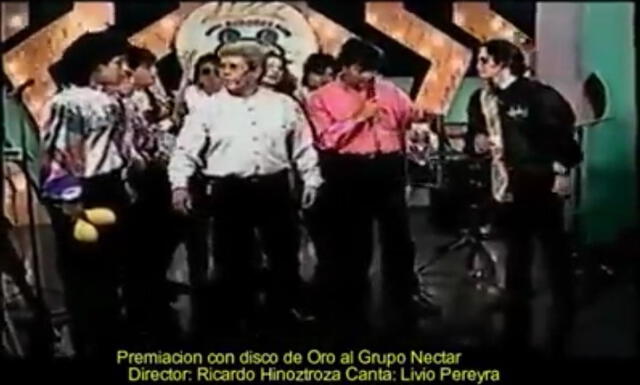  Premiación del disco de Oro al Grupo Néctar. Foto: Captura video cortesía Papita Jr.   