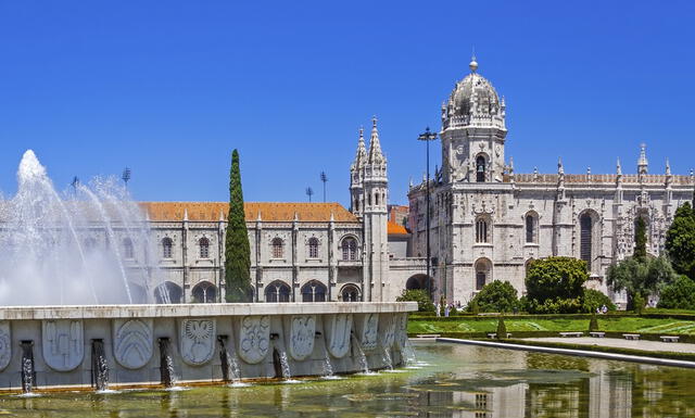  Lisboa tiene grandes atractivos turísticos que resaltan su belleza arquitectónica en la infraestructura. Foto: Univision   