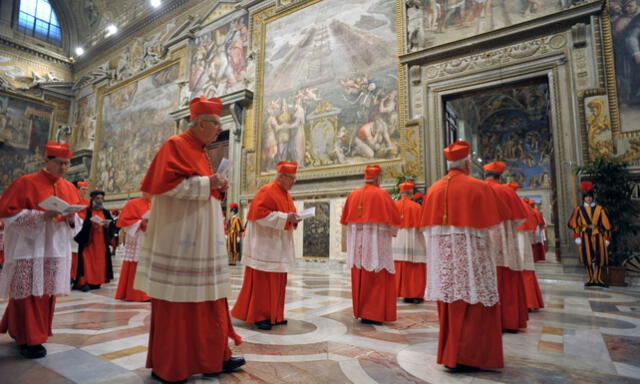 Cardinals in the Vatican receive monthly salaries ranging from €4,000 to €5,000, along with benefits like discounted housing, medical care, and exclusive privileges. Photo: AFP Cardinals in the Vatican receive monthly salaries ranging from €4,000 to €5,000, along with benefits like discounted housing, medical care, and exclusive privileges. Photo: AFP