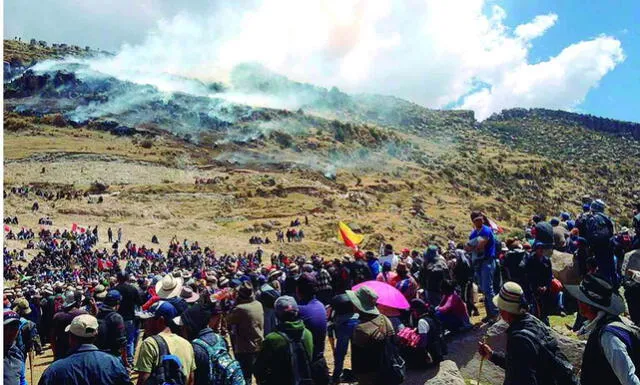 paralizaciones.  Las constantes protestas registradas contra la minera Las Bambas terminaron en enfrentamientos con la Policía y bloqueos de vías.
