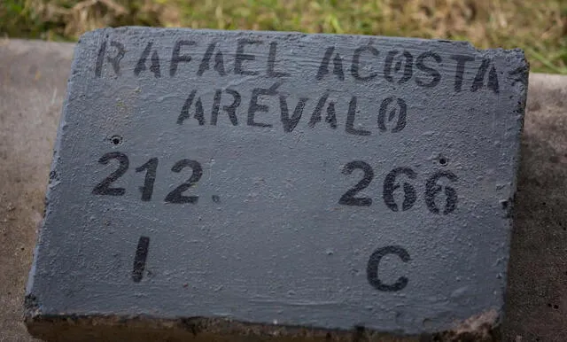 Detalle del lugar donde fue enterrado Rafael Acosta Arevalo. Foto: EFE.