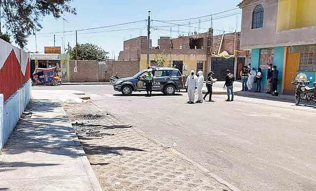 crimen. Cuerpo de mujer fue encontrado en medio de la calle.