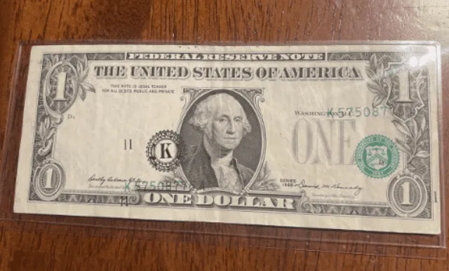  Parte delantera del billete de dólar en mención. Foto: Ebay<br>    