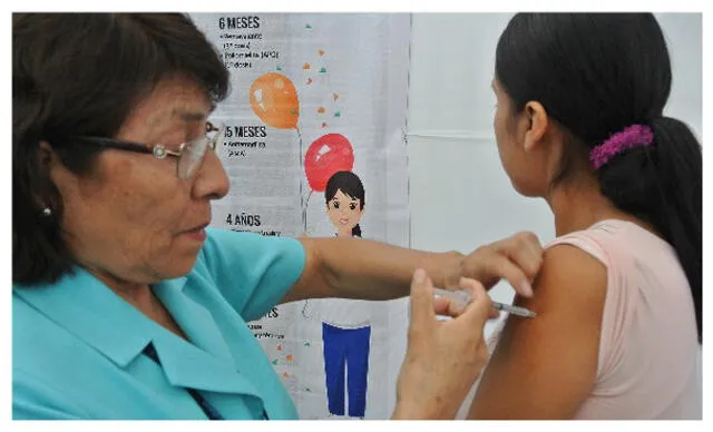 EsSalud lanza campaña de vacunación para proteger a población vulnerable