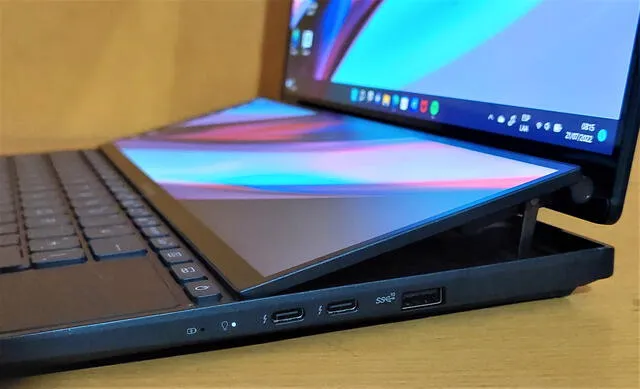 Asus Zenbook 14 Pro Duo Oled: review de lo bueno y malo de la laptop con refresco de 120Hz