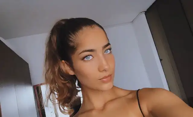 Alessia Sanllehi Alessia Sanllehi