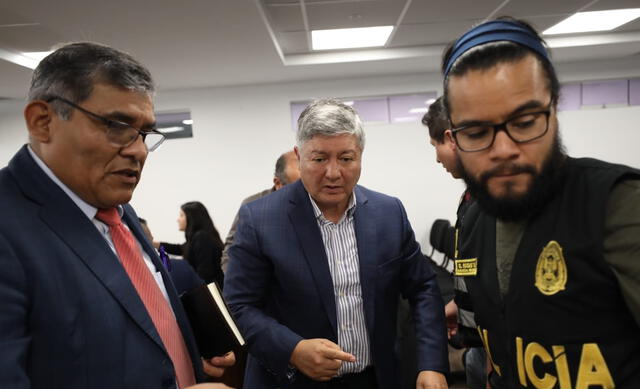 Mateo Castañeda indicó que Morán le habría pedido que le ayude a comisionar 2 millones de soloes por la compra de helicóteros. Foto: difusión    