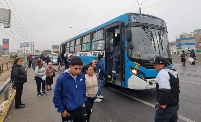 El paro de transportistas se llevó a cabo este 14 de mayo a nivel nacional El paro de transportistas se llevó a cabo este 14 de mayo a nivel nacional