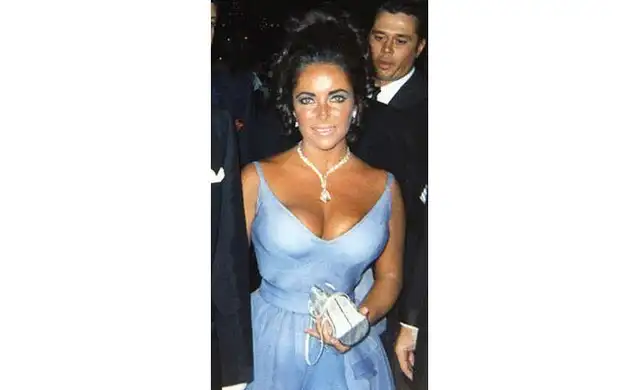 La lista de los vestidos más caros de la historia de la moda [FOTOGALERÍA] 