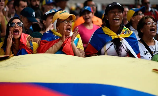  Presidente Maduro reconoció que hace falta que las políticas en favor de las venezolanas tengan mayor impacto. Foto: Asociación Cause   