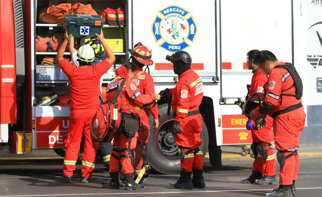 Bomberos de Piura carecen de equipos de protección para atender emergencias. Foto: La República.