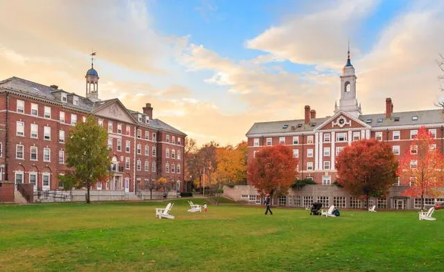  Harvard es la institución de enseñanza superior más antigua de Estados Unidos. Foto: Generación universitaria   