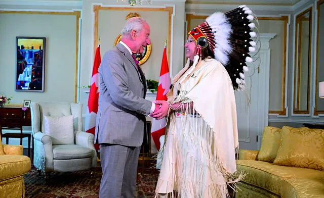 Britain's King Charles III meets with Assembly of First Nations National Chief Cindy Woodhouse. Photo: AFP News Britain's King Charles III meets with Assembly of First Nations National Chief Cindy Woodhouse. Photo: AFP News