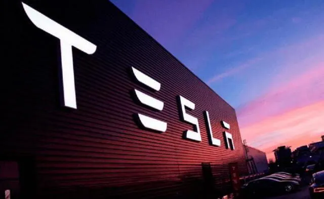 Tesla despedirá empleados para poder comercializar el auto eléctrico de Elon Musk