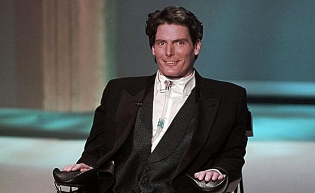 Christopher Reeve en la gala de los Oscar en 1996.