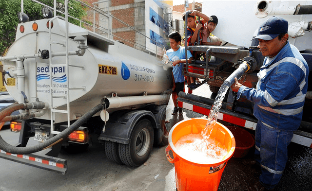 Sedapal sugiere tomar las precauciones ante cortes de agua. Foto: Sedapal   