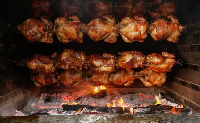 ¿Cómo preparar un pollo a la brasa casero? Descubre la receta AQUÍ. Foto: Antonio Melgarejo