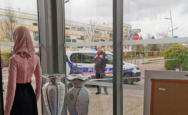 El vecindario fue acordonado por los policías. Foto: France 3