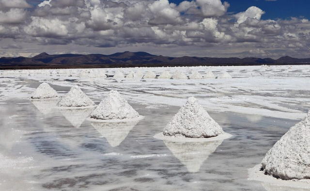 Bolivia is part of the 'Lithium Triangle', along with Chile and Argentina. Photo: Unsam News.   