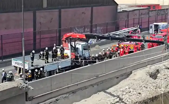 Zona de maniobras instalada en el Puente Ejército. Foto: Francisco Erazo   