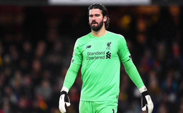 Alisson Becker se perderá el duelo de vuelta contra el 'Atleti' por lesión. (Foto: AFP)