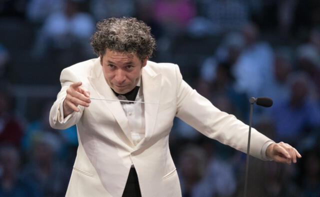  Gustavo Dudamel dirigirá la Filarmónica de Nueva York en 2026. Foto: Los Angeles Times<br>  