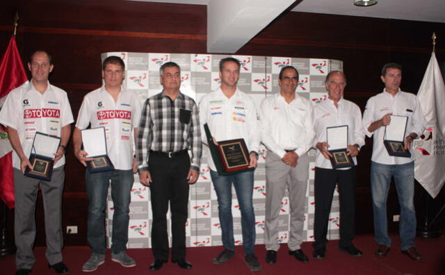 IPD rindió homenaje a pilotos peruanos que participaron en el Rally Dakar