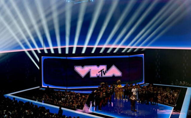 Así lucía el escenario de los VMAS en 2019. Foto: MTV