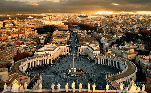  Ciudad del Vaticano es el país más pequeño del mundo. Foto: El Cuartel del Metal<br>    