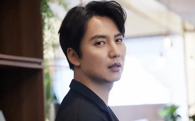 Kim Nam Gil, actor del drama The fiery priest (2019). Foto: Naver