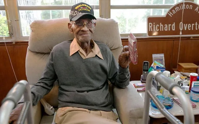 Muere a los 112 años el veterano estadounidense más anciano de la Segunda Guerra Mundial [FOTOS]